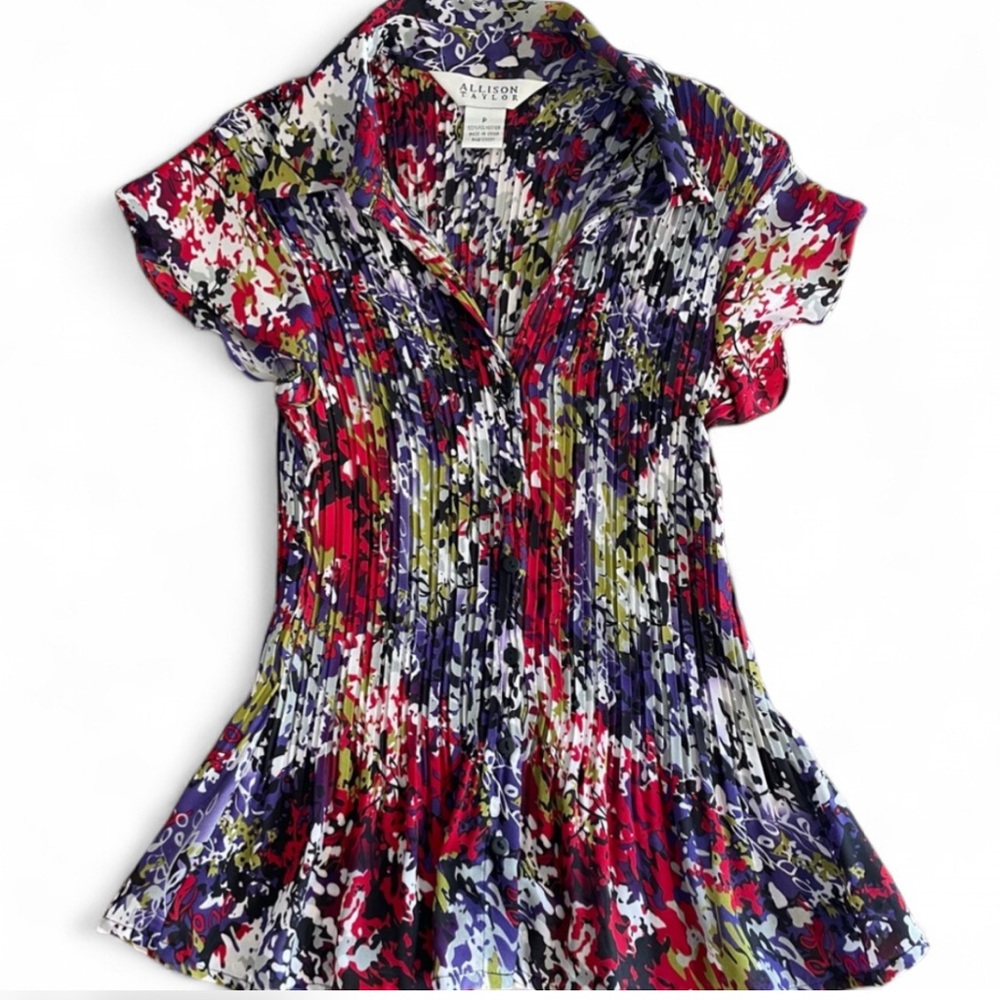 Allison Taylor Multicolor Pleated Button Down Blouse‎ - Picture 2 of 6